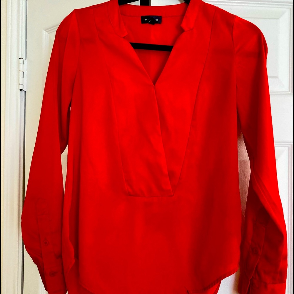 The limited - red top